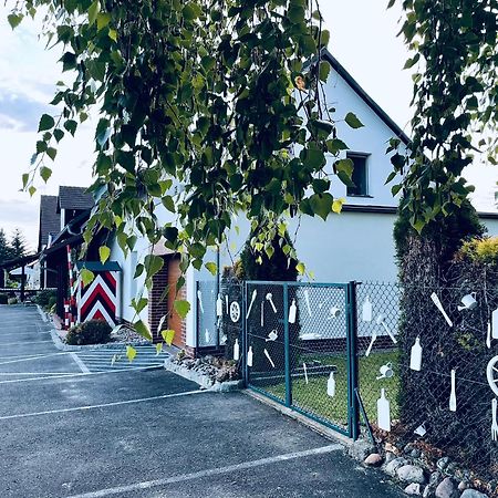 Karczma-Koszwice Bed & Breakfast Eksteriør bilde
