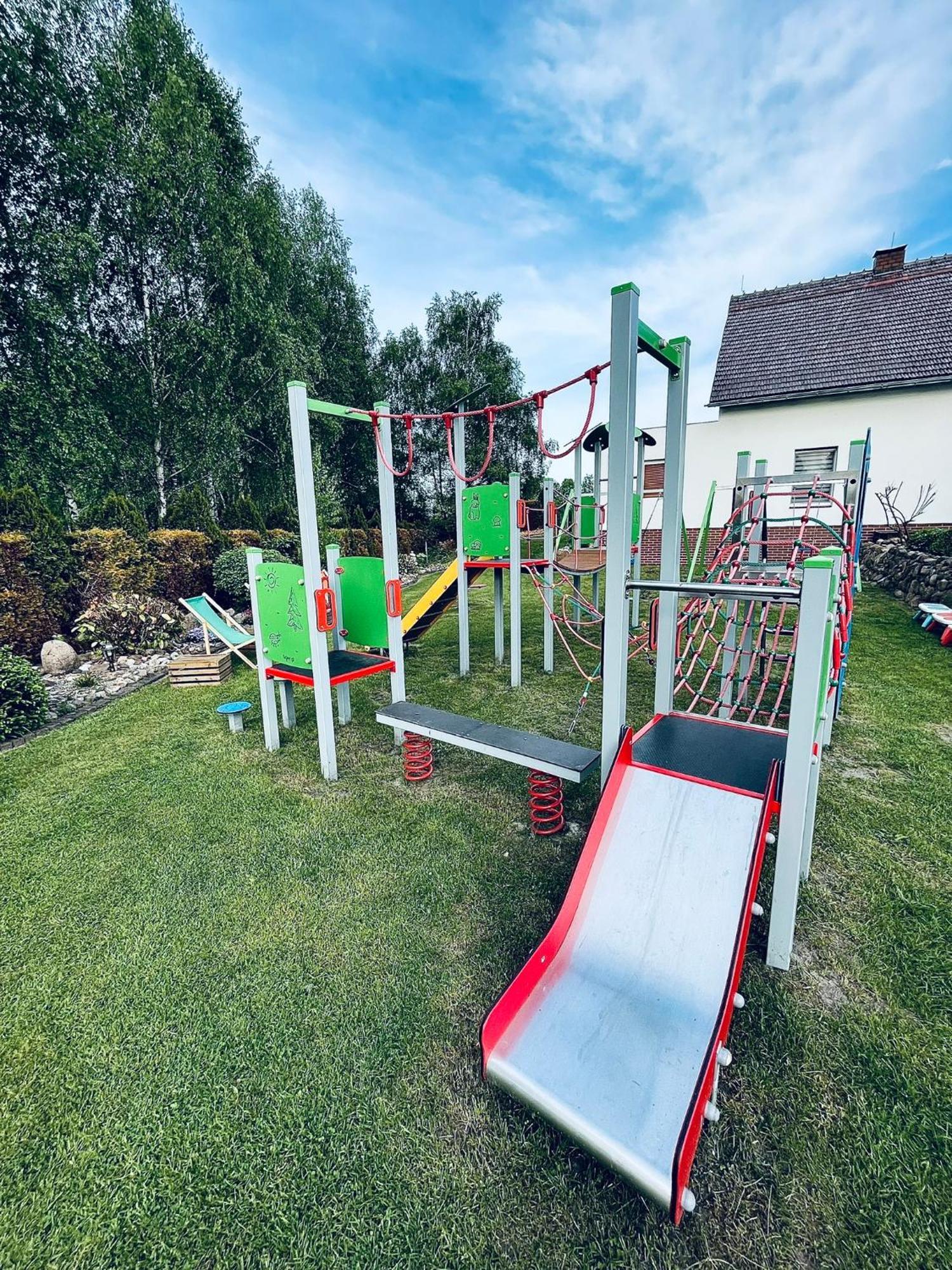 Karczma-Koszwice Bed & Breakfast Eksteriør bilde